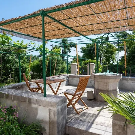 Casa Fiumana Laura דירה *