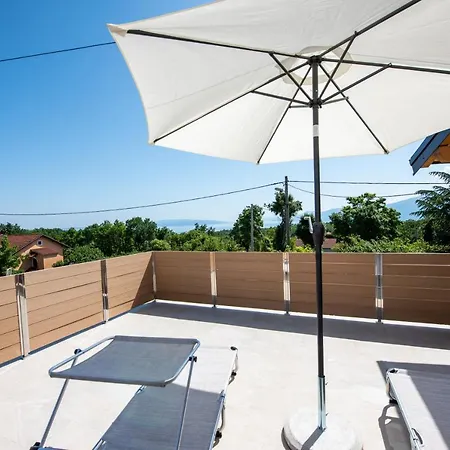 Casa Fiumana Laura *